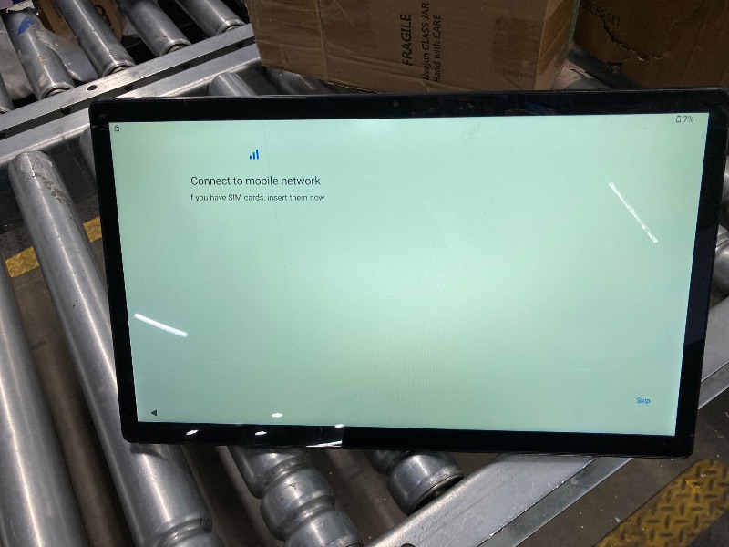 Photo 1 of **with scratches, locked**Golzer Android 15 Tablet, 15.4" Large Tablet 8GB RAM 256GB ROM, 8-Core MTK G99, 1080P IPS FHD Display, 10000mAh Battery, 5+13MP Dual Camera, Wifi 5, BT 5.0, with Screen Protector, Stand