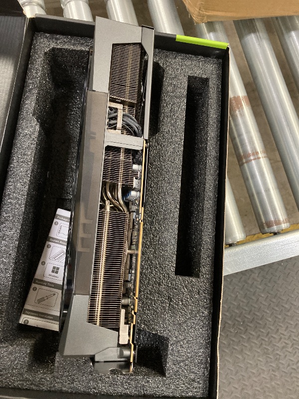 Photo 1 of , NON FUNCTIONAL, WARRANTY VOIDED  ------- msi Gaming RTX 5090 32G Gaming Trio OC Graphics Card (32GB GDDR7, 512-bit, Extreme Performance: 2497 MHz, DisplayPort x3 2.1a, HDMI 2.1b, NVIDIA Blackwell Architecture)
