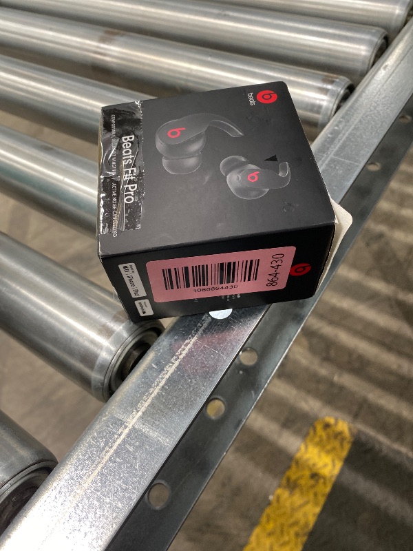 Photo 1 of **the right earbud doesn't work**. Beats Fit Pro (1st Gen) - True Wireless Noise Cancelling Earbuds - Active Noise Cancelling - Sweat Resistant Earphones, Compatible with Apple & Android, Class 1 Bluetooth®- Beats Black