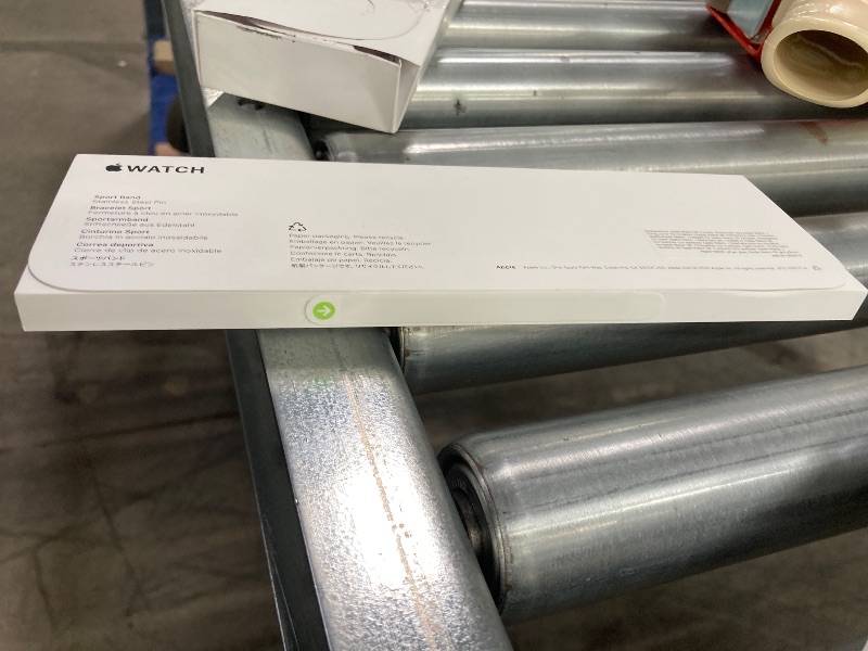 Photo 1 of **Factory Sealed, its not permitted to Return, Not Refund**Apple Watch SE 3 [GPS 40mm] Smartwatch with Starlight Aluminum Case with Starlight Sport Band - S/M. Fitness and Sleep Trackers, Heart Rate Monitor, Always-On Display, Water Resistant