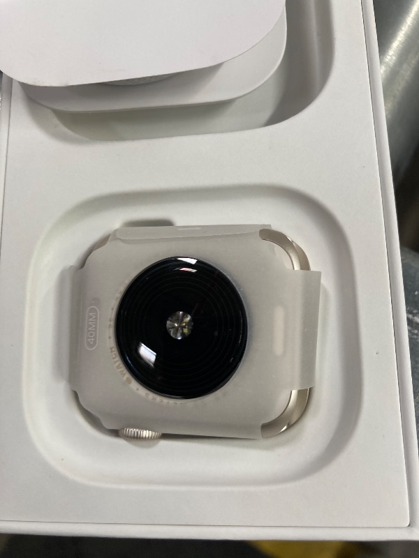 Photo 1 of **Factory Sealed, its not permitted to Return, Not Refund**Apple Watch SE 3 [GPS 40mm] Smartwatch with Starlight Aluminum Case with Starlight Sport Band - S/M. Fitness and Sleep Trackers, Heart Rate Monitor, Always-On Display, Water Resistant