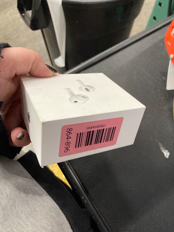 Photo 1 of **AirPods would not connect**Apple AirPods Pro 3 Wireless Earbuds, Active Noise Cancellation, Live Translation, Heart Rate Sensing, Hearing Aid Feature, Bluetooth Headphones, Spatial Audio, High-Fidelity Sound, USB-C Charging