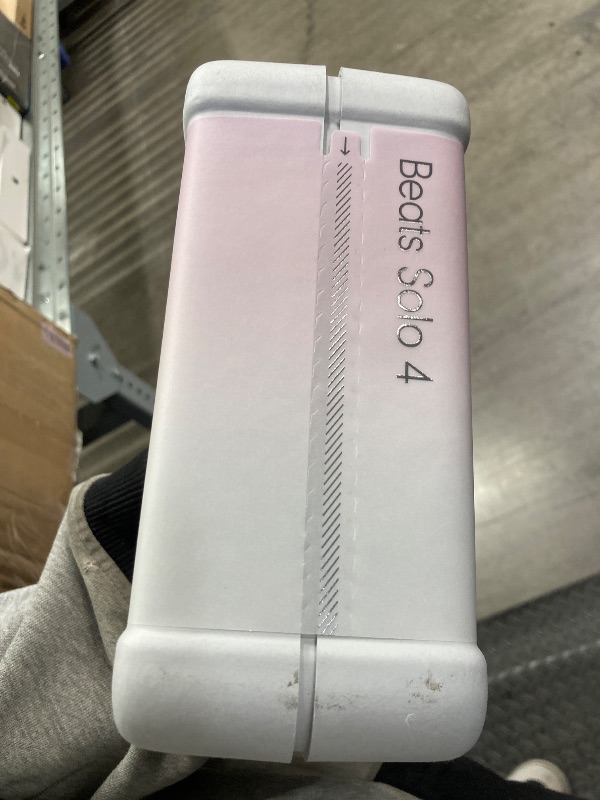 Photo 1 of ***********FACTORY SEALED, NO RETURNS, NO REFUNDS IF OPENED ********Beats Solo 4 - Wireless On-Ear Bluetooth Headphones, Up to 50-Hour Battery Life, Ultra-Lightweight Comfort, Powerful and Balanced Sound, Apple & Android Compatible - Cloud Pink***********