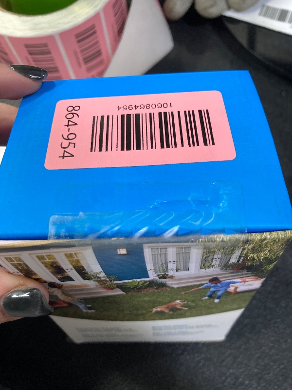 Photo 1 of ***********FACTORY SEALED, NO RETURNS, NO REFUNDS IF OPENED ********Ring Outdoor Cam (Stick Up Cam), Weather-resistant home or business security camera, outdoor ready, Live View, Color Night Vision, Two-Way Talk, motion alerts, Works with Alexa, White