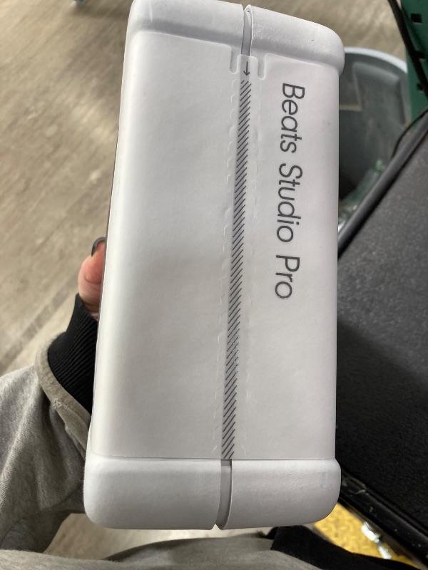 Photo 1 of *** FACTORY SEALED, NO RETURNS , NO REFUNDS IF OPENED ***Beats Studio Pro - Premium Wireless Over-Ear Headphones- Up to 40-Hour Battery Life, Active Noise Cancelling, USB-C Lossless Audio, Apple & Android Compatible - Navy