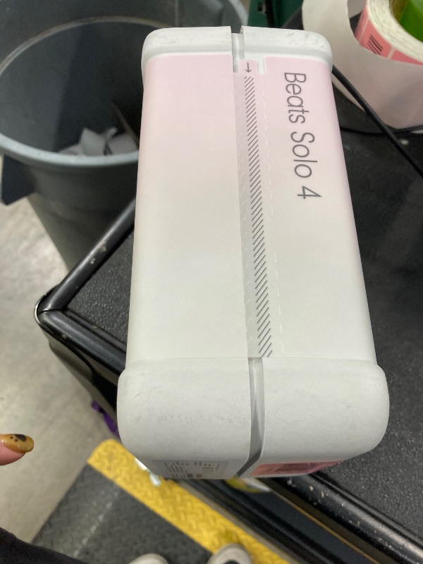 Photo 1 of *** FACTORY SEALED, NO RETURNS , NO REFUNDS IF OPENED *** Beats Solo 4 - Wireless On-Ear Bluetooth Headphones, Up to 50-Hour Battery Life, Ultra-Lightweight Comfort, Powerful and Balanced Sound, Apple & Android Compatible - Cloud Pink