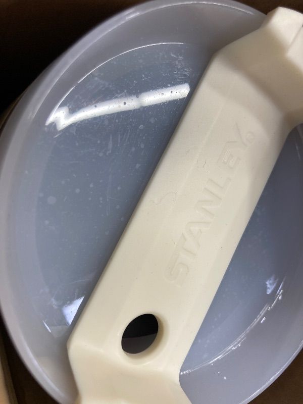 Photo 1 of ***STRAW MISSING***STANLEY Quencher ProTour Flip Straw Tumbler with Leakproof Lid 40 oz | Built-In Straw and Handle | Cup Holder Compatible for Travel | Insulated Stainless Steel Cup | BPA-Free | Cream***STRAW MISSING***