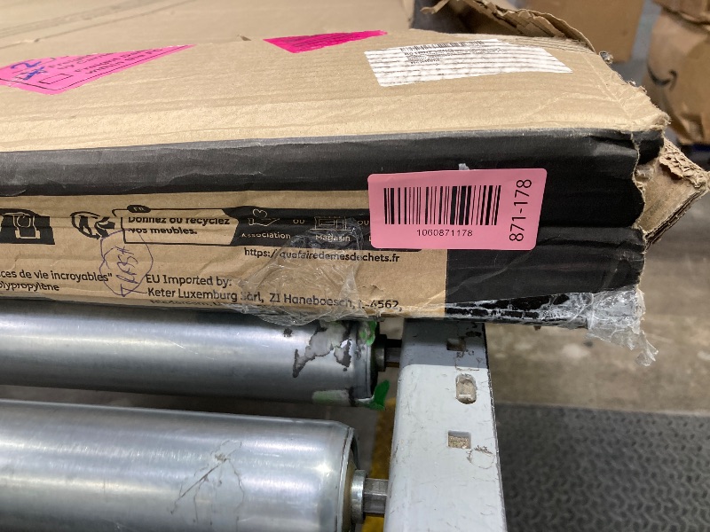 Photo 1 of ""TOP REPLACMENT ONLY"" Keter Westwood 150 Gallon Resin Large Outdoor Storage Box for Patio Furniture