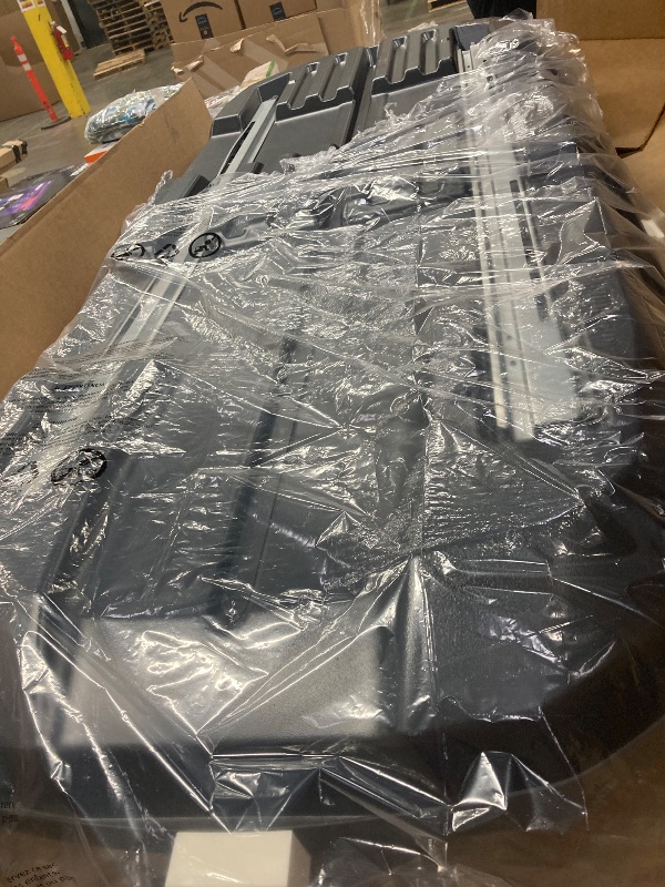 Photo 1 of **LOCKED/NO KEYS***Thule Force 3 XL US