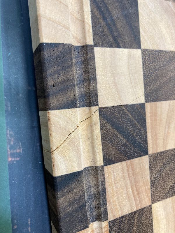 Photo 1 of **IT HAS A CRACK AS PICTURED***THETCHRY Cutting Boards for Kitchen, Checkered Cutting Board Upgraded, Acacia Wood Chopping Board with Juice Grooves & Handles, Large Butcher Block Serving Tray with Gift Box, 16.5" x 11.6" x 0.8"**IT HAS A CRACK AS PICTURED