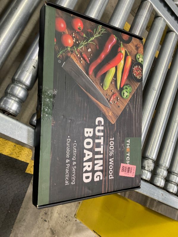 Photo 1 of **IT HAS A CRACK AS PICTURED***THETCHRY Cutting Boards for Kitchen, Checkered Cutting Board Upgraded, Acacia Wood Chopping Board with Juice Grooves & Handles, Large Butcher Block Serving Tray with Gift Box, 16.5" x 11.6" x 0.8"**IT HAS A CRACK AS PICTURED