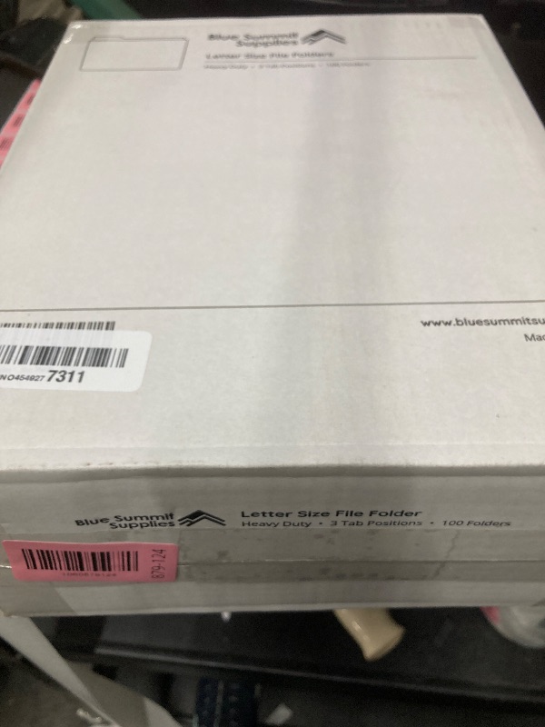 Photo 1 of 100 Blue Summit Supplies Heavy Duty File Folders Letter Size with 1/3 Cut Reinforced Tabs, Thick 14pt Manila Paper, Heavy Duty Manila Folders for Office, Home, or Classroom