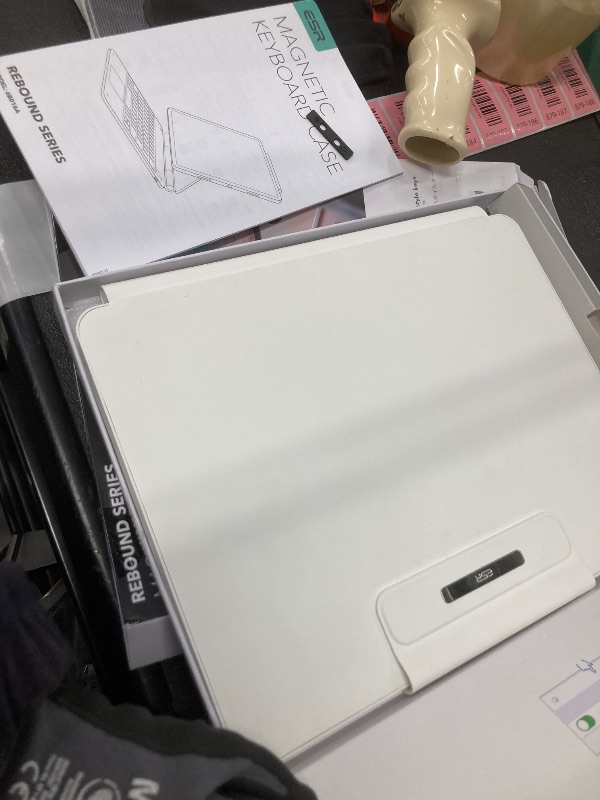 Photo 1 of *Missing cord* *Dirty* ESR iPad Air 13 Inch Case Keyboard (M3/M2, 2025/2024) & iPad Pro 12.9 inch (6th/5th/5th/3rd) Magic Keyboard, Easy-Set Floating Cantilever Stand, Precision Multi-Touch Trackpad, Rebound Series, White