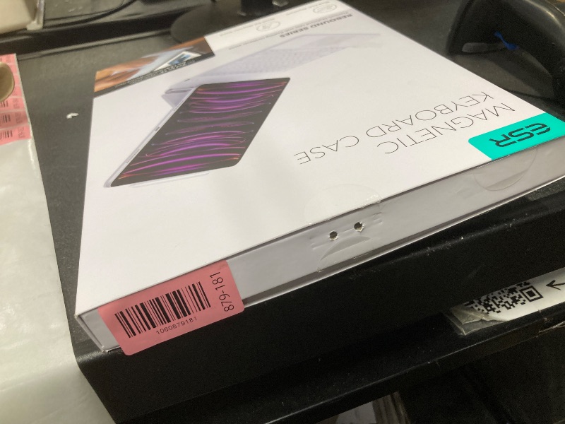 Photo 1 of *Missing cord* *Dirty* ESR iPad Air 13 Inch Case Keyboard (M3/M2, 2025/2024) & iPad Pro 12.9 inch (6th/5th/5th/3rd) Magic Keyboard, Easy-Set Floating Cantilever Stand, Precision Multi-Touch Trackpad, Rebound Series, White