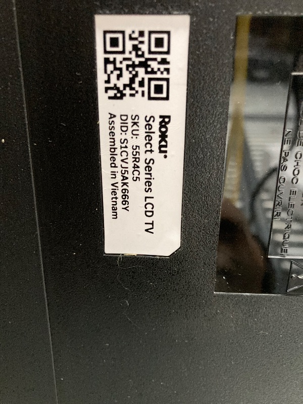 Photo 1 of ***BROKEN*NON RETURNABLE*NON REFUNADABLE*NO EXCEPTIONS***Roku Smart TV 2025 – 55-Inch Select Series, 4K HDR TV – Roku TV with Enhanced Voice Remote – Flat Screen LED Television with Wi-Fi for Streaming Live Local News, Sports, Family Entertainment***BROKE