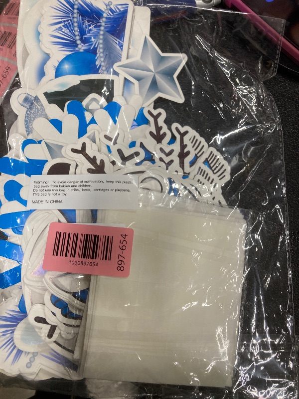 Photo 1 of 106pcs Winter Bulletin Board Decorations, Winter Wonderland Decorations Snowman Paper Cut-Outs, Christmas Bulletin Board Decorations DIY Snowman Photo Classroom Party