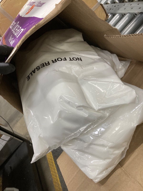 Photo 1 of *HEAVY* Instant Ocean Sea Salt for Marine Fish Tank Aquariums, Nitrate & Phosphate-Free