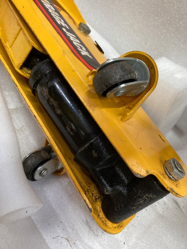 Photo 1 of *Rusted/Scratched* VEVOR 3 Ton Low Profile, Heavy-Duty Steel Racing Floor Jack with Dual Pistons Quick Lift Pump, Lifting Range 3.35"-19.69"
