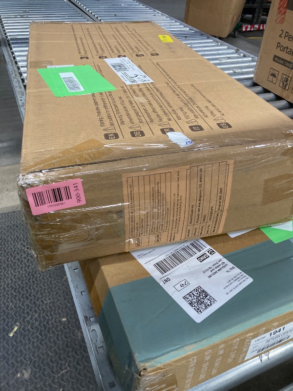 Photo 1 of *Missing cord to test the light up function/ Works otherwise* Beleev Scooter for kids, Blue and purple, Lights up