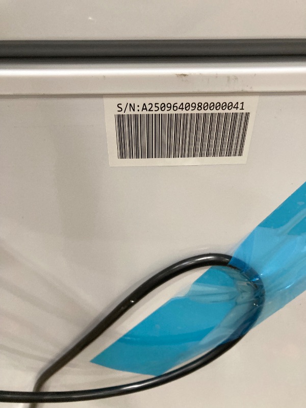 Photo 1 of *PARTS ONLY* *Doesn't work* Frigidaire Gallery, Big Freezer