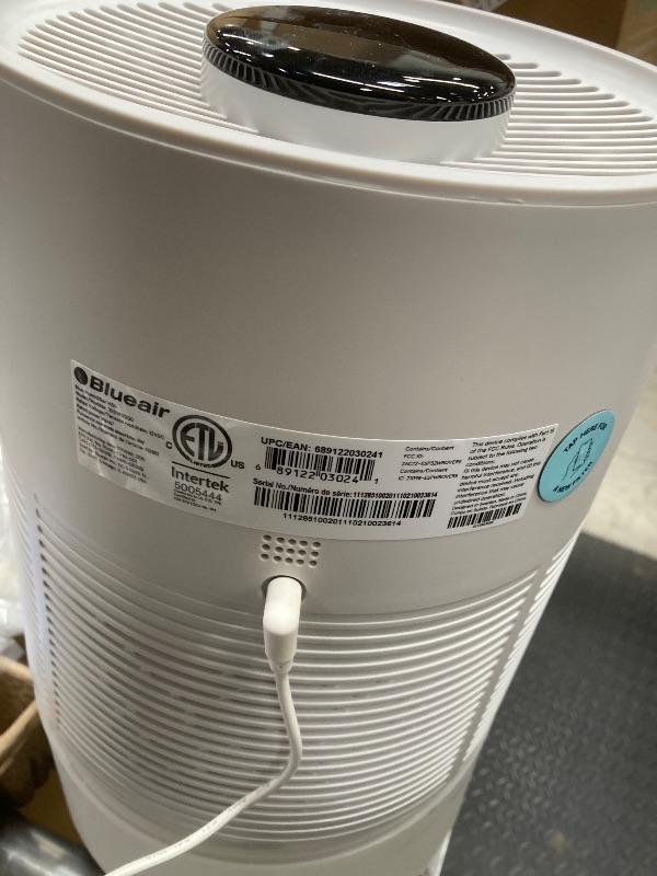 Photo 1 of *PARTS ONLY* Blueair - InvisibleMist 0.9 gallon Evaporative Premium Smart Top-Fill Humidifier - White