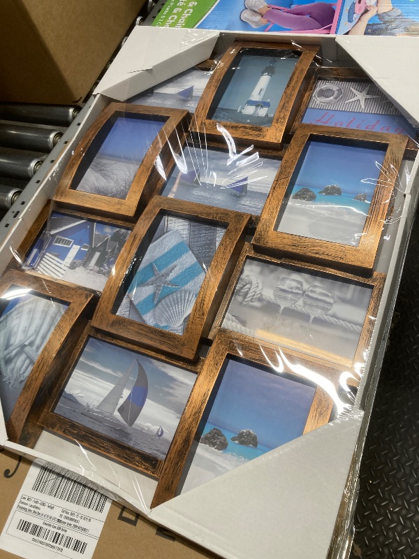 Photo 1 of *Cracked frame* Classic Wall Hanging Picture Frame Collage Gallery Display 12 Opening 6" x 4" Photo 12 Sockets Brown
