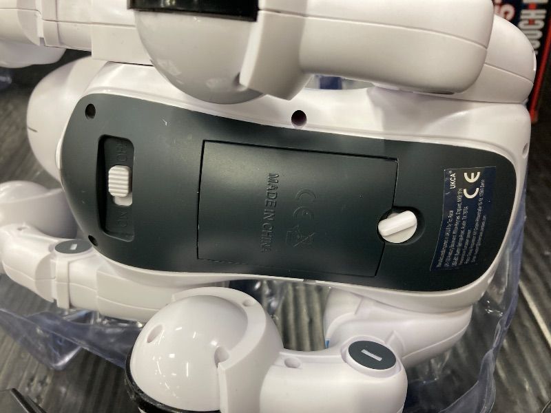 Photo 1 of ***BATTERY COVER MISSING***Top Race Rechargeable Robot Dog- Interactive Smart Robo Dog for Kids Ages 5-7 - Programmable with Remote Control, Voice and Touch Features - Realistic Actions and Perform Tricks - 4x5x6 Inches (White)***BATTERY COVER MISSING***