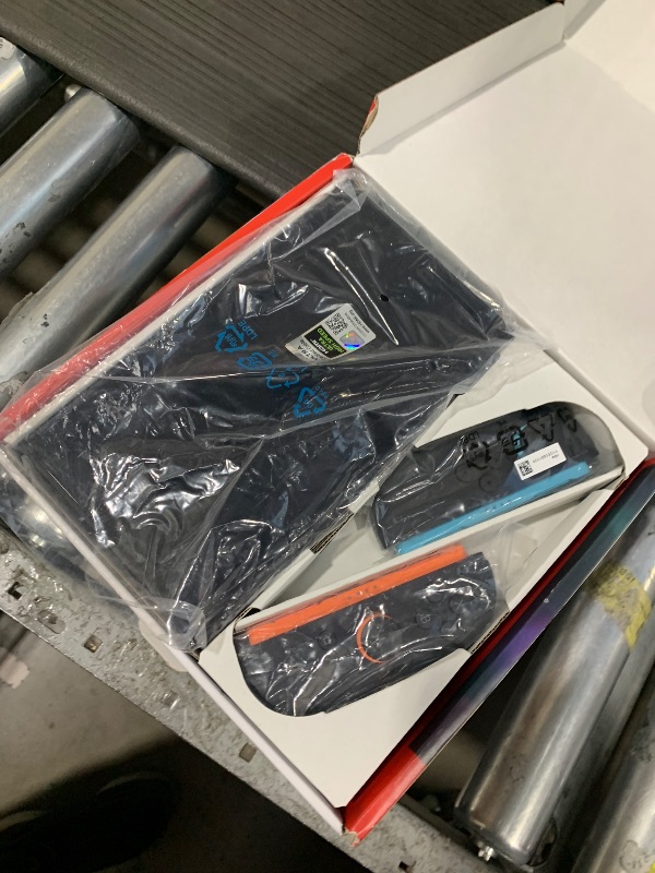 Photo 1 of ====== SEE NOTES ===== Nintendo Switch 2 System