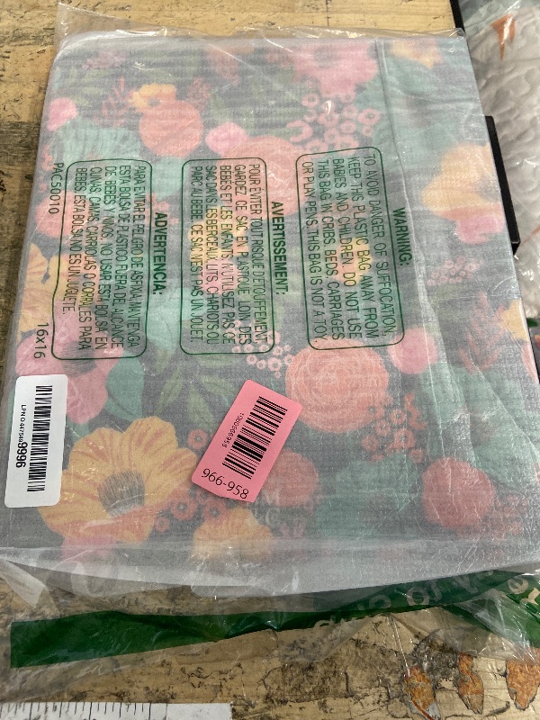 Photo 1 of ***WEIRD SHAPE ON 1 SIDE*** Steel Mill & Co Cute Decorative Hardcover 3 Ring Binder for Letter Size Paper, 1 Inch Round Rings, Colorful Binder Organizer for School/Office, Garden Blooms (Navy)