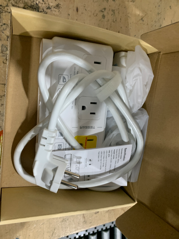 Photo 1 of 220V to 110V Voltage Converter