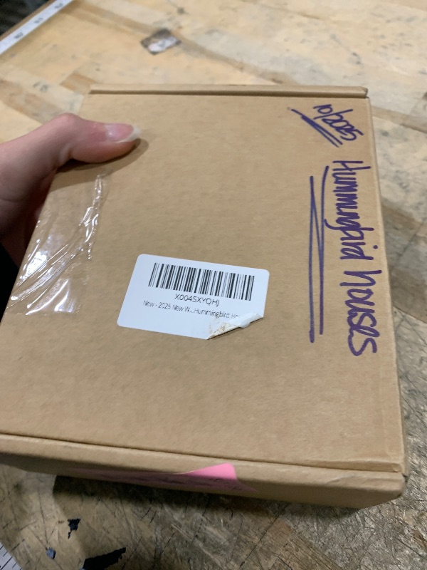 Photo 1 of 2025 New Wooden Hummingbird House - Natural Wooden Hummingbird Houses for Outside Hanging, Gardening Gifts for Women Home Decoration 3 Packs