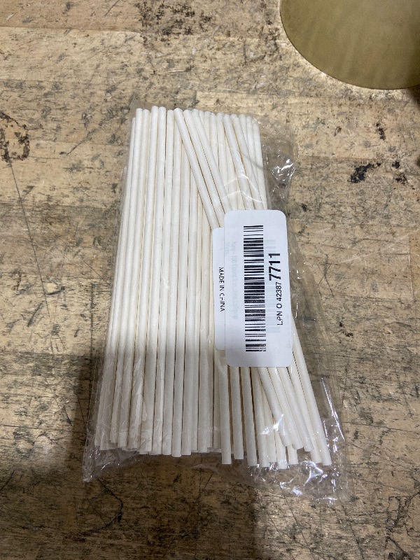 Photo 1 of 100 Count 6 Inch White Lollipop Sticks,Paper Cake Pop Stick,Sucker Treat Sticks for Chocolate Cookies Donut Packaging Wedding Party Cupcake Toppers Supplies 3.5mm