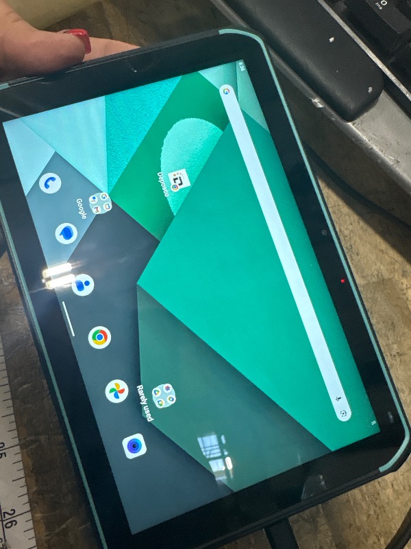 Photo 2 of MUNBYN Rugged Tablet Scanner ILT01P, 8-inch Large Memory 6GB+128GB, Android 13 Warehouse Scanner, Equip with Honeywell N6703 1D 2D Scan Engine, IP66 Enterprise Tablet for Warehouse