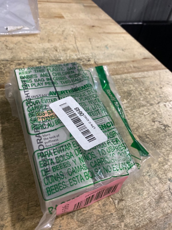 Photo 1 of **PRE-USED 15-25% LEFT** Easy-Wear Formula for Ultimate Lift & Smooth Finish, Hydrates & Refreshes Tired Eyes (2PCS)