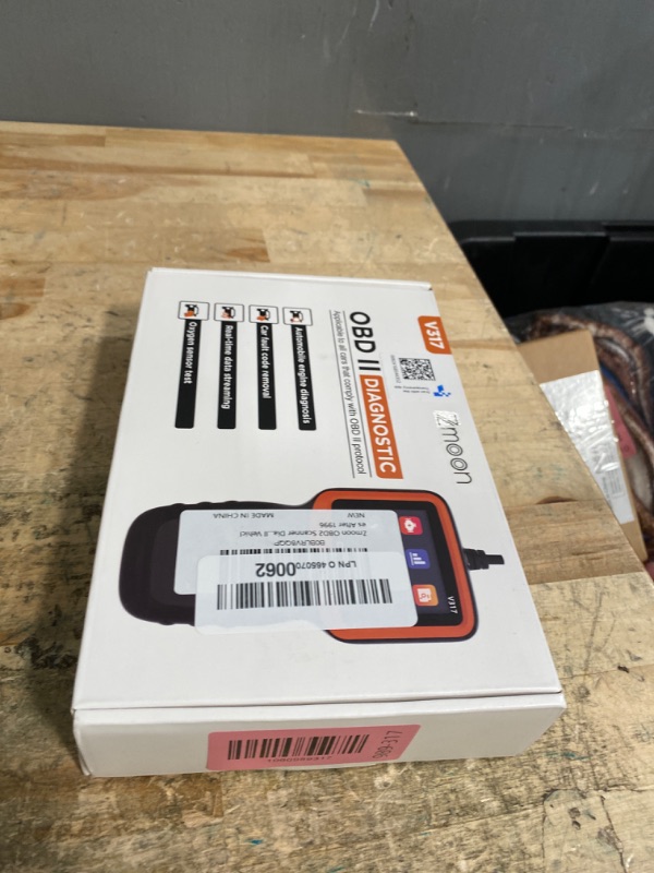 Photo 1 of ***POSSIBLY FOR PARTS /UNTESTED*** Zmoon OBD2 Scanner Diagnostic Tool, Vehicle Check Engine Code Readers with Reset & I/M Readiness & More, Car OBDII/EOBD Diagnostic Scan Tool for All Vehicles After 1996