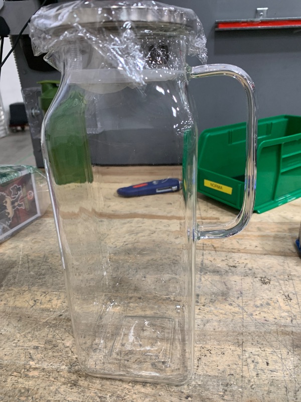 Photo 1 of
68 oz Borosilicate Square Glass Pitcher with Lid and Spout, Heat Resistant -4°F to 302°F, Lightweight Water Pitchers, Wate...
68 oz Borosilicate Square Glass Pitcher with Lid and Spout, Heat Resistant -4°F to 302°F,