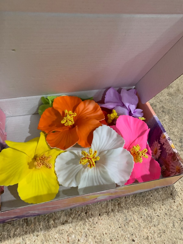 Photo 1 of 10 Pcs Hawaiian Flower Hair Clips for Women, Plumeria Hibiscus Hair Clips, 3.5 Inch Artificial Flower Clips for Vacation Party Beach Seaside