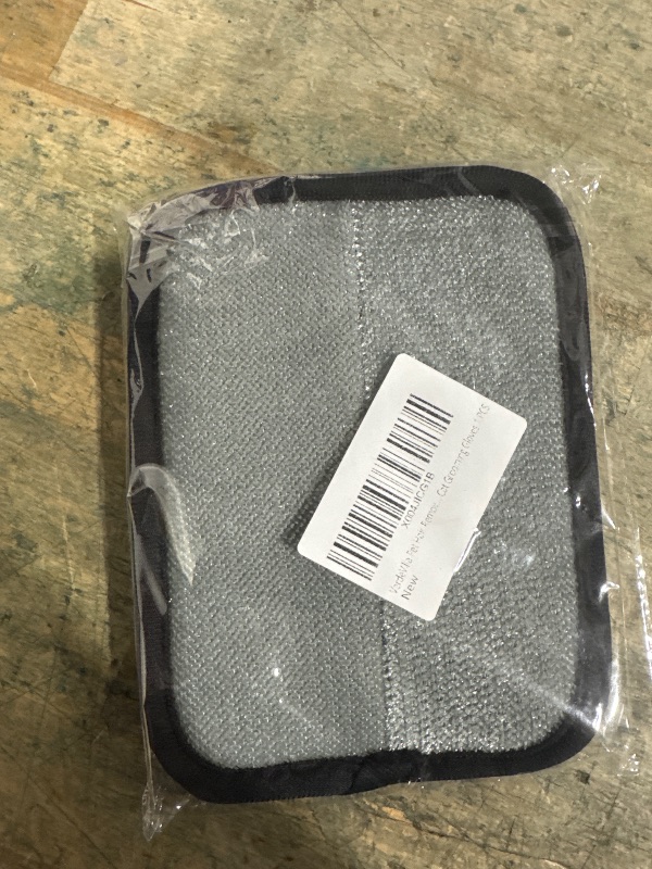 Photo 1 of ***STOCK PHOTO FOR REFERENCE ONLY***Magic Brush Pet Hair Removal, Upgrated Pet Hair Remover Gloves for Cats Dogs, Efficient Grooming Gloves Brush for Couch, Furniture, Sofa, Clothing, Reusable Pet Hair Removal Tools,1PCS