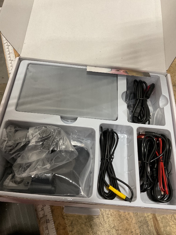 Photo 1 of VOJKOREL Side View Camera 7 inch HD Surveillance System, IP68 Waterproof Blind spot Camera with HD LCD Screen Parking Assistance System, Silver