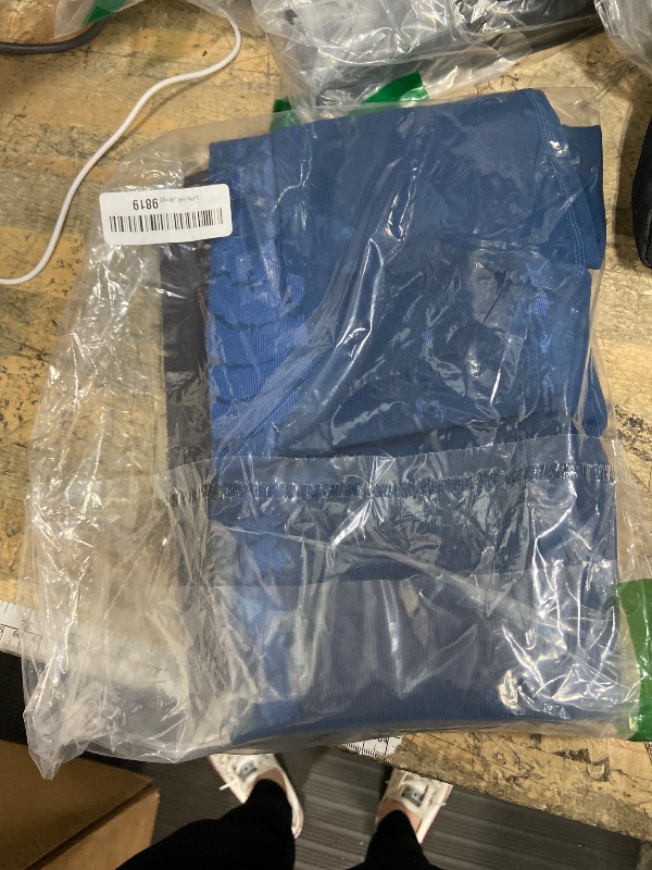 Photo 1 of AUROLA Serpent 2 Pieces Pack Set Seamless Scrunch Workout Leggings for Women Active Gym Pants,Pack (Water Blue + Chestnut Brown),S