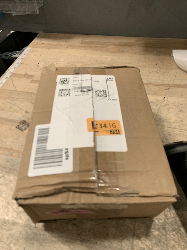 Photo 1 of ***MATERIAL IS NOT STRONG WILL BREAK EASY*** Eclirgan Food Containers with Lids/Lock,Rectangle Food Container Set with Leakproof/BPA Free,Clear Freezer Storage Set for Lunch/pantry/Travel/Deli Food(16/33/67 OZ)