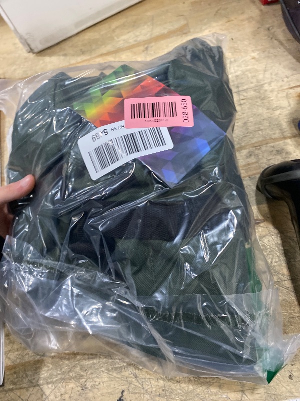 Photo 1 of 20 Inch, 40 er Duffel Bag for Men, Women Travel Weekender Overnight Carry-on Shoulder Duffel Tote Bag (Green)