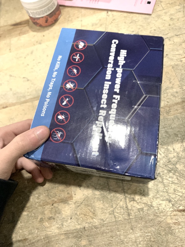 Photo 1 of (2025 Upgraded) Ultrasonic Insect & Pest Indoor Repeller, Plug-in Control Device Electronic Repellent for Rodent, Rats, Mice, Roaches, Bugs, Ants, Spiders, Mosquitoes, 2 Mode Switching (6 Pack)