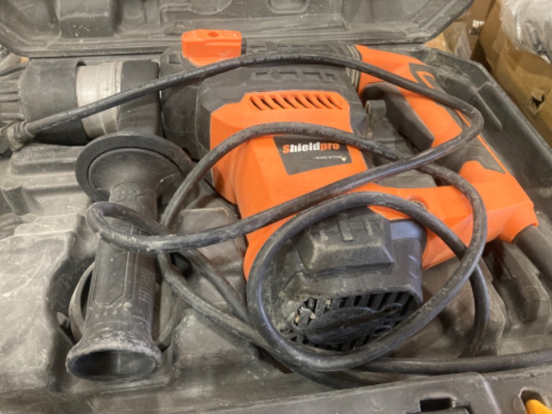 Photo 1 of * FOR PARTS * SHIELDPRO 1-1/4 Inch SDS-Plus 13 Amp Rotary Hammer Drill Heavy Duty, Safety Clutch 3 Functions with Vibration Control,Including Grease, Flat Chisels, Point Chisels and 3 Drill Bits