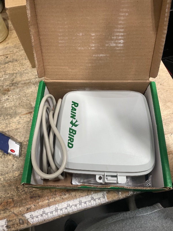 Photo 1 of ***MISSING PARTS***
Rain-Bird ESP-TM2 Indoor Outdoor Irrigation WiFi Zone Controller Timer Box and Link Lnk WiFi Mobile Wireless Smartphone Upgrade Module Sprinkler System (12 Zone)