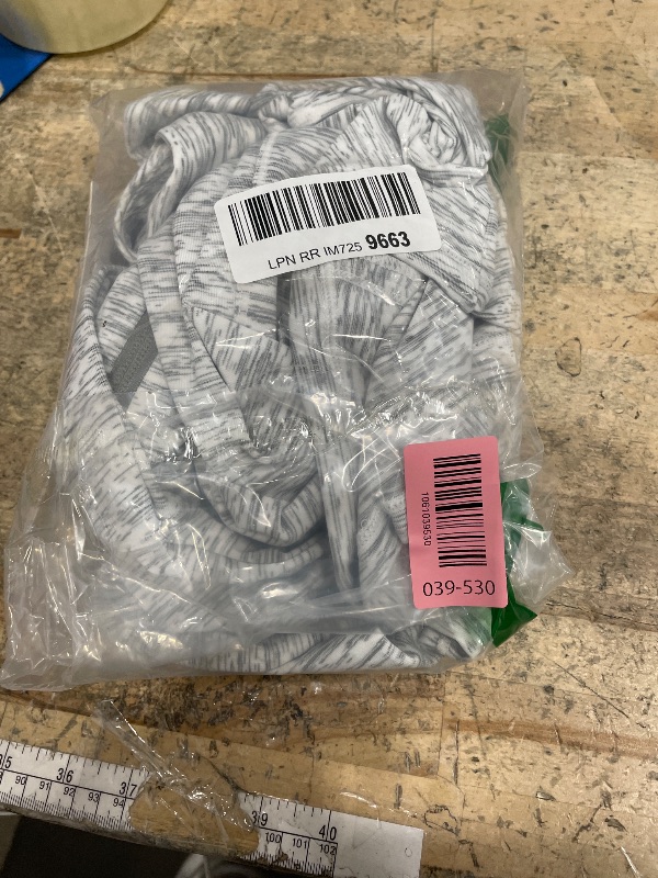 Photo 1 of QUEENIEKE Womens Running Jacket Athletic Workout Jackets Track Full Zip Up Gym for Women Yoga Top Nurse Align Slim Fit Sport bbl Scrub Jacket Long Sleeve Sweater White Medium