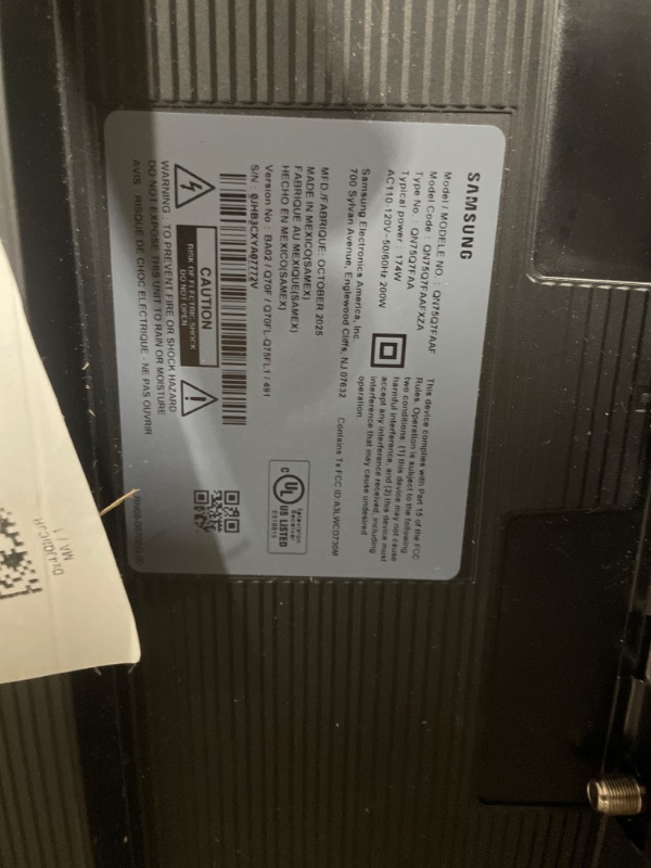 Photo 1 of ***DAMAGED AND MISSING ITEMS***Samsung 75-Inch Class QLED Q7F Series Samsung Vision AI Smart TV (2025 Model, 75Q7F) Quantum HDR, Object Tracking Sound Lite, Q4 AI Gen1 Processor, 4K upscaling, Gaming Hub, Alexa Built-in