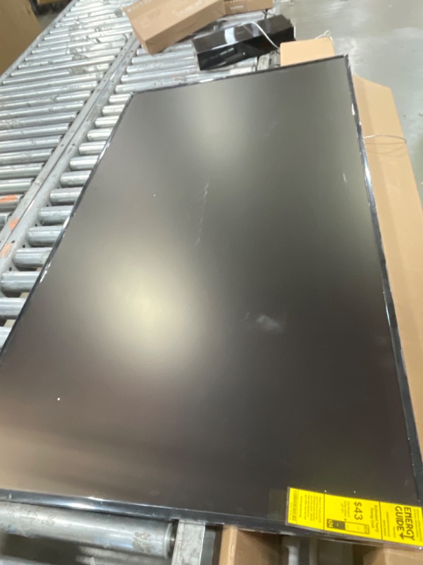 Photo 3 of Samsung 55-Inch Class The Frame LS03F 4K QLED Smart TV (2025 Model) Slim Fit Wall Mount, Modern Frame Design, NQ4 AI Gen2 Processor, Art Mode, Artful Picture Quality, Samsung Vision AI, Alexa Built-in