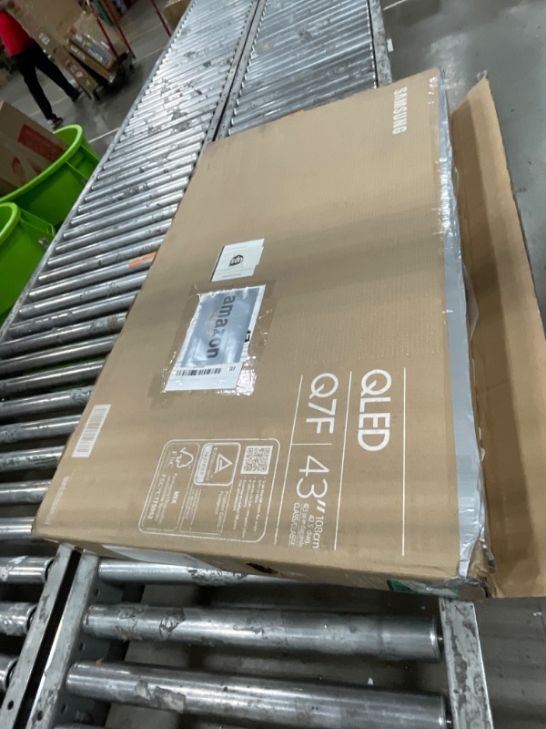 Photo 1 of ***DAMAGED***Samsung 43-Inch Class QLED Q7F Series Samsung Vision AI Smart TV (2025 Model, 43Q7F) Quantum HDR, Object Tracking Sound Lite, Q4 AI Gen1 Processor, 4K upscaling, Gaming Hub, Alexa Built-in
