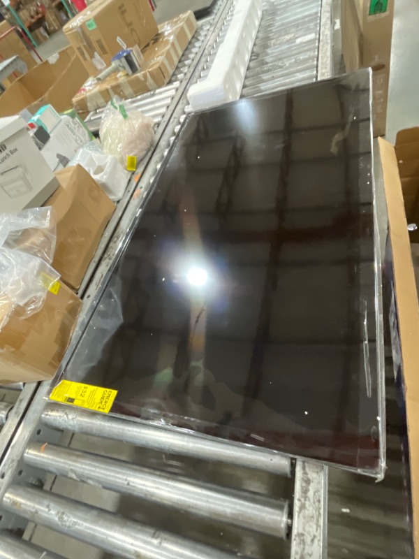 Photo 1 of ***DAMAGED***Roku Smart TV 2025 – 43-Inch Select Series, 4K HDR TV – RokuTV with Enhanced Voice Remote – Flat Screen LED Television with Wi-Fi for Streaming Live Local News, Sports, Family Entertainment